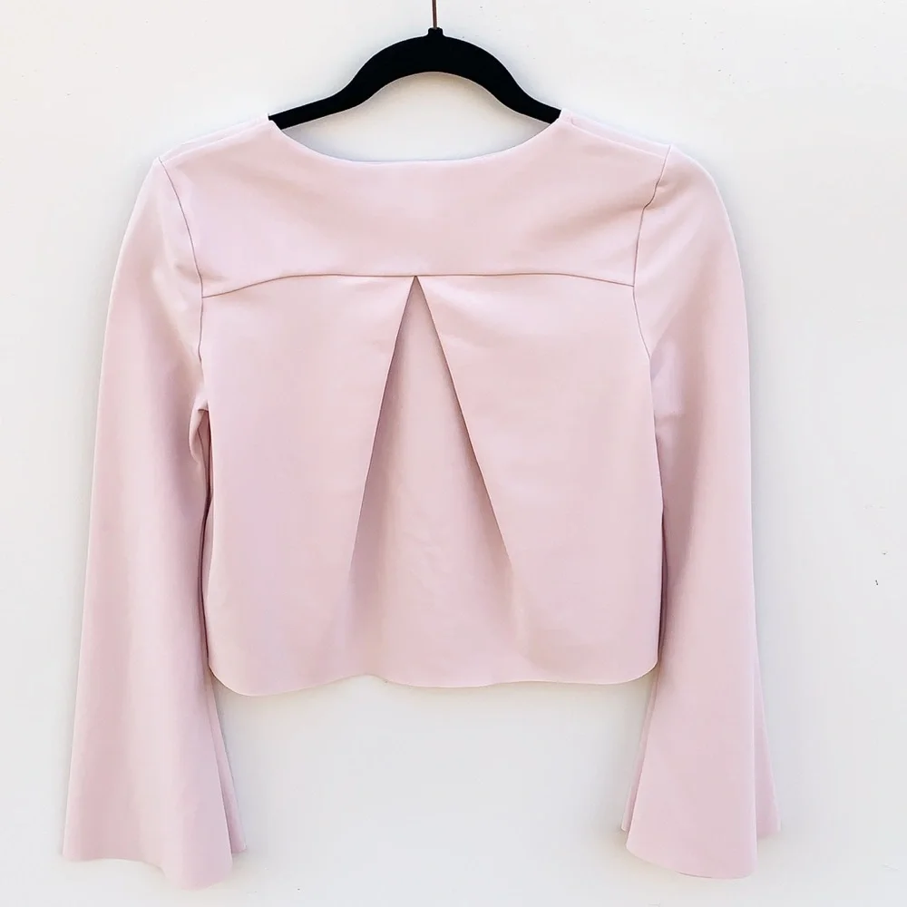 Carbon38 Flare Bell Sleeve Top Long Sleeve Cropped - Picture 5 of 6